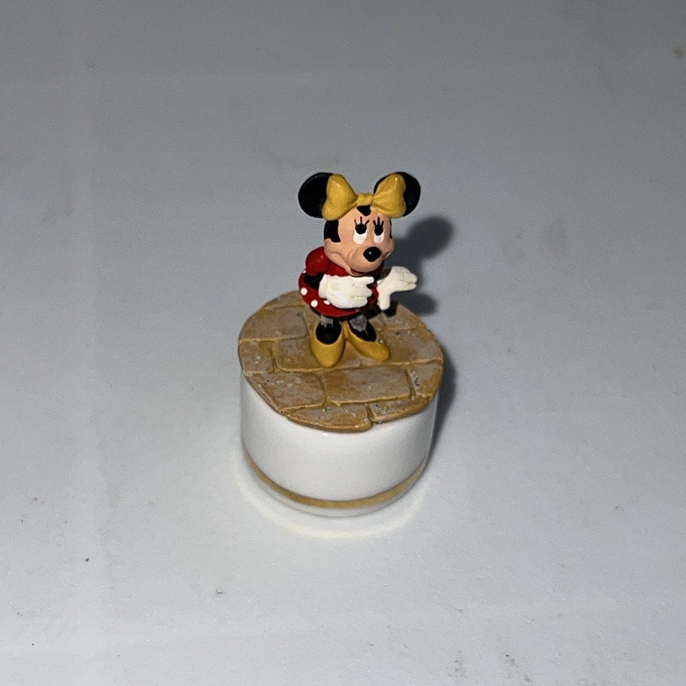 Disney's Cast of Characters Collection Minnie Mouse Mini Trinket Box Classic